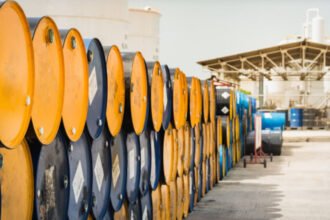 IEA Warns of Oil Oversupply: Price Risks as Global Supply Outpaces Demand