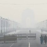 Delhi’s Air Quality Deteriorates Sharply AQI Crosses 400 Health Risks Rise