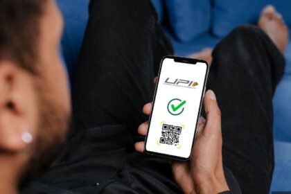 Smartphone screen showing a UPI app with a “Face ID