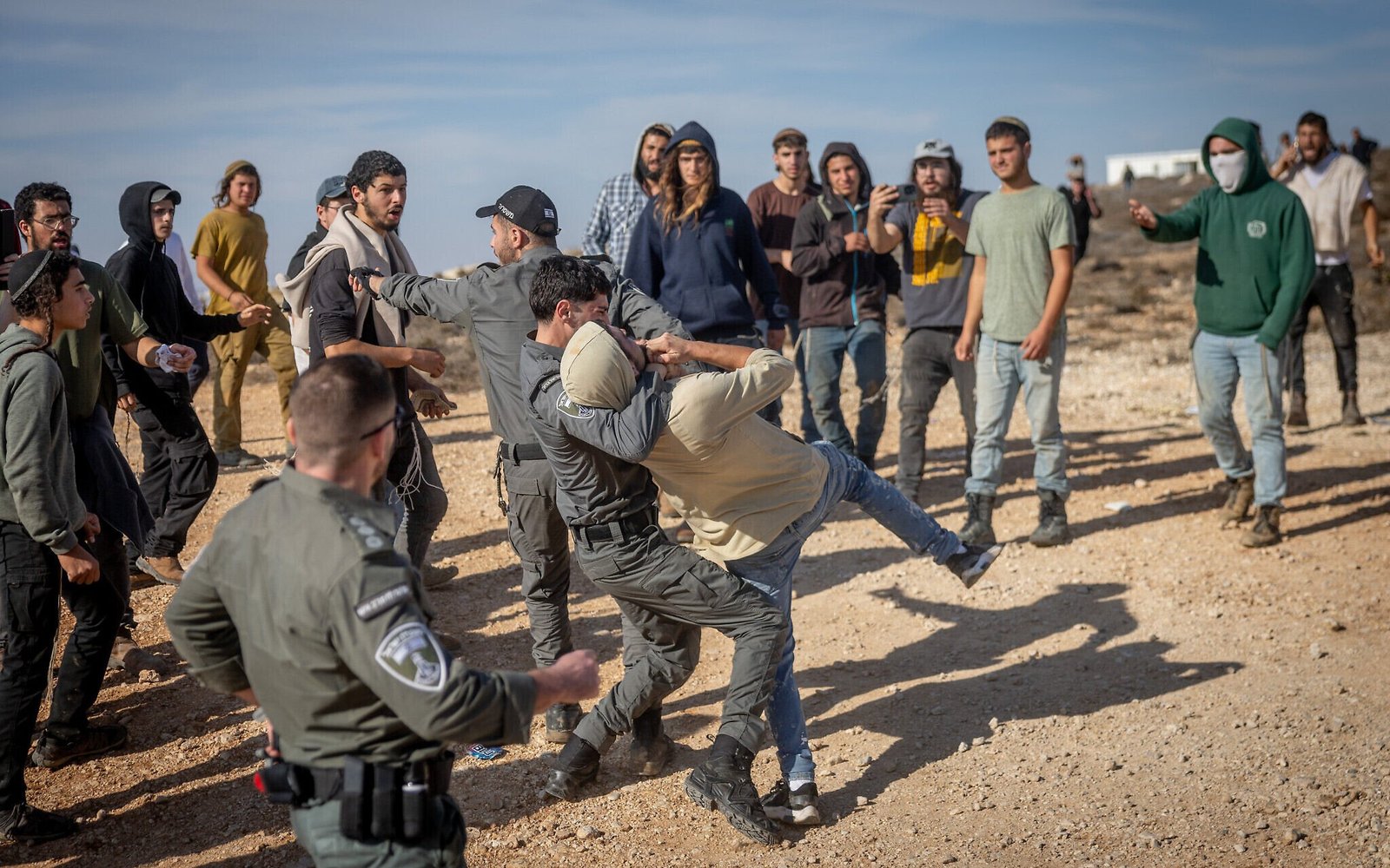 IDF Launches Manhunt for Jewish Settler Extremists Amid Rampant West Bank Riots