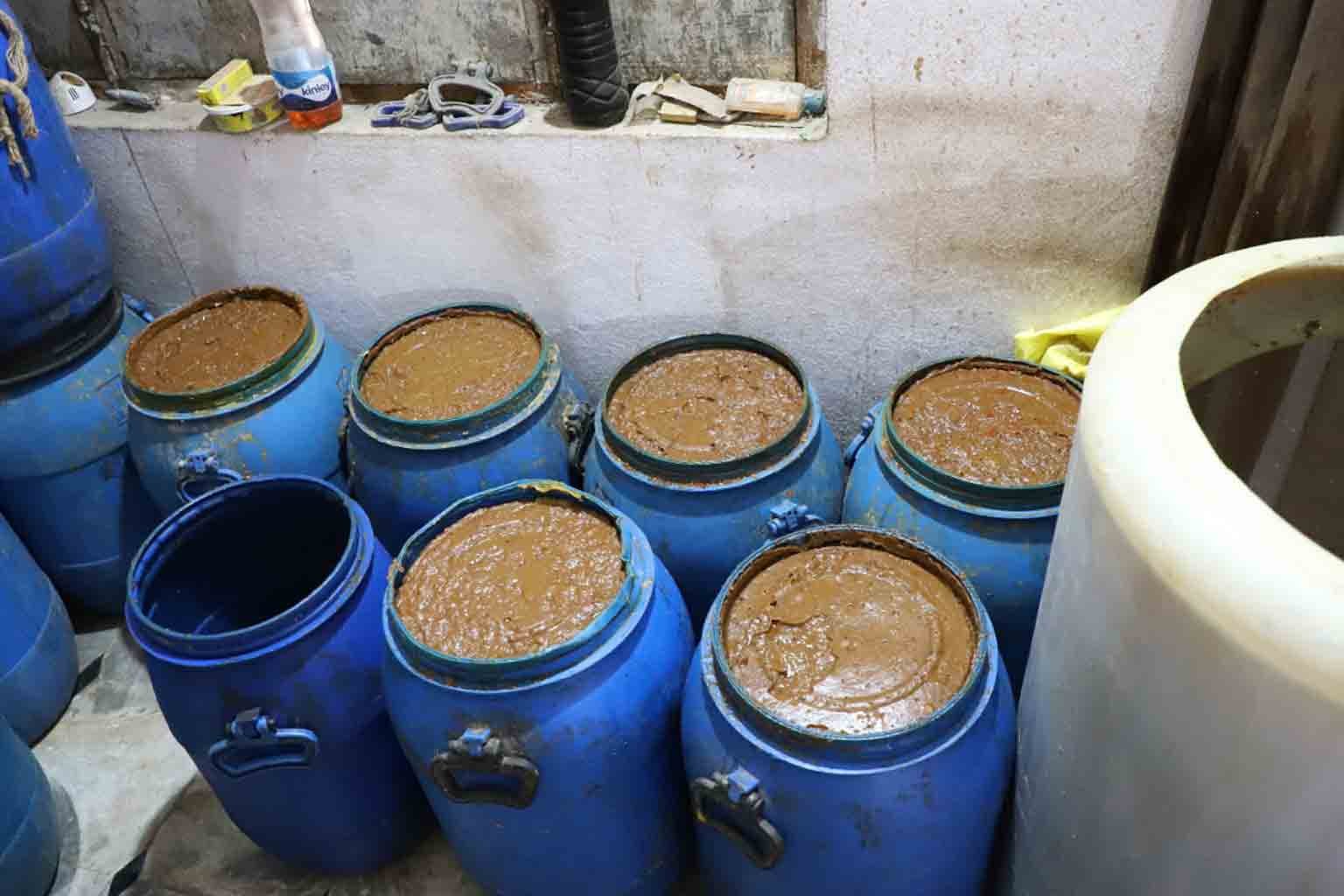 Adulterated Pickle Unit Busted in Hyderabad