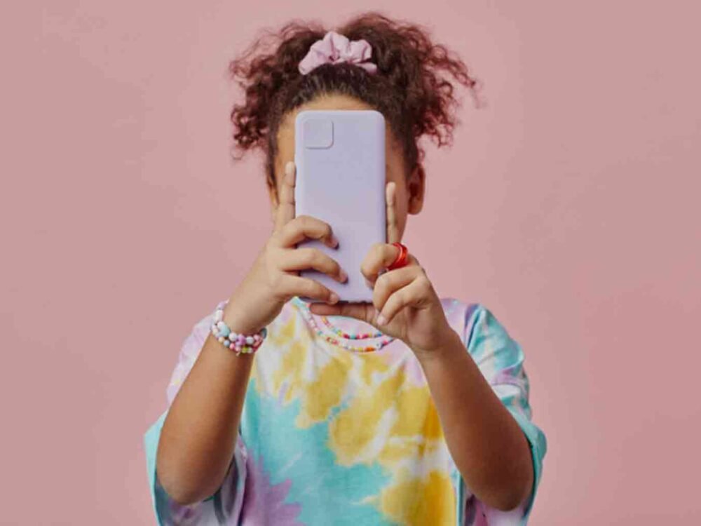 Apple Rolls Out Age Verification for iPhone