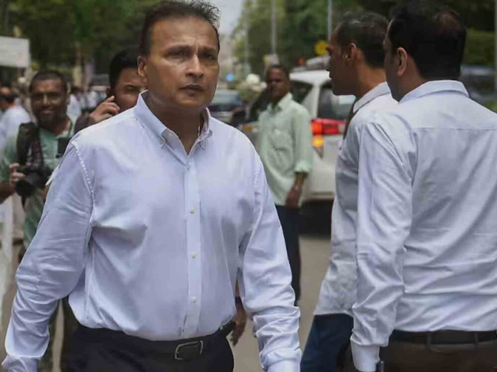 ED Conducts Raids Anil Ambani in Mumbai