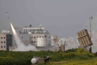 Iran-U.S. Ceasefire Uncertain as Strait of Hormuz Crisis