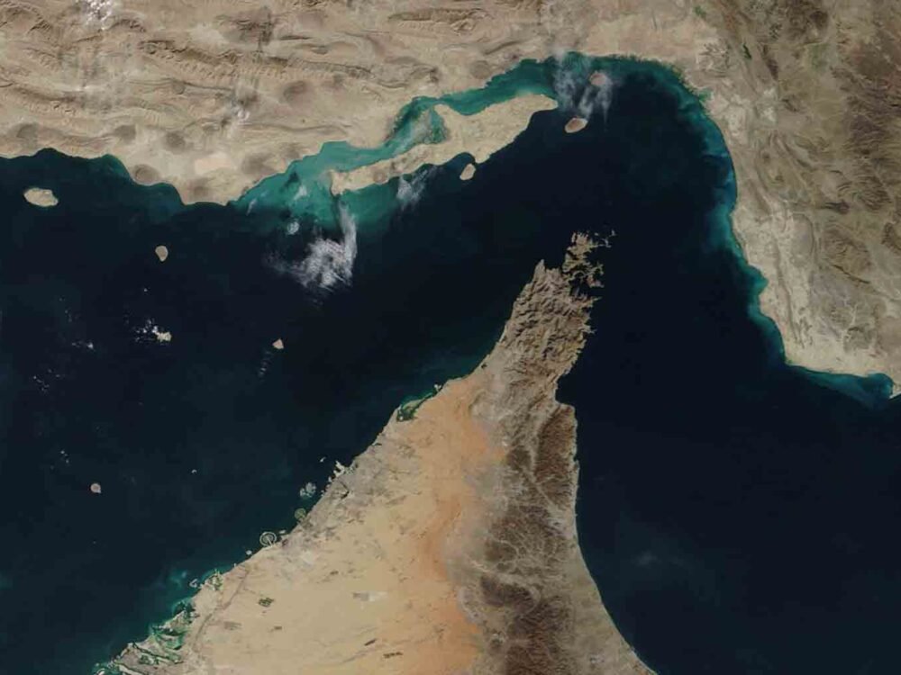Iran Weighs Yuan Based Oil Transit Rule in Strait of Hormuz