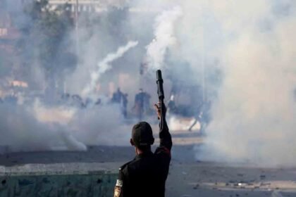 Pakistan Streets, 20 Dead After US-Israel Strike