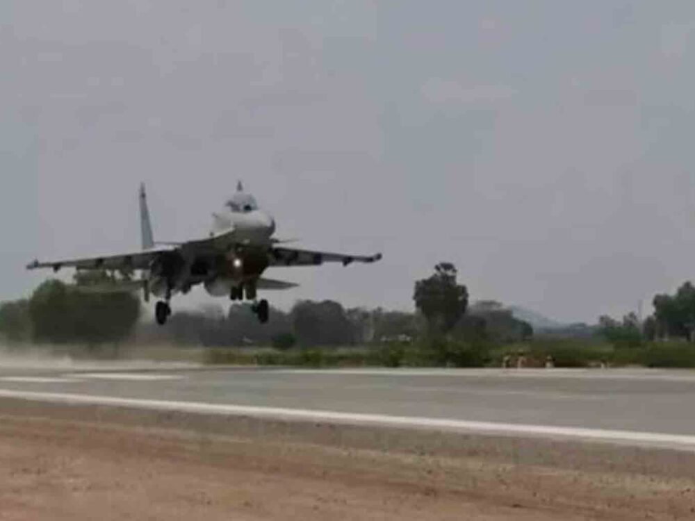 Two IAF Pilots Killed in Su-30MKI Fighter Jet Crash During Mission