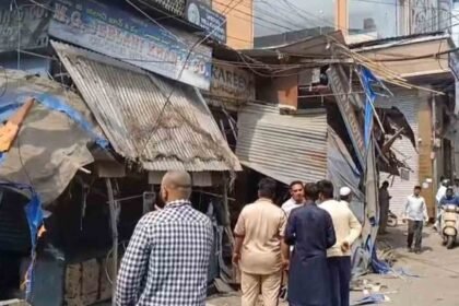 GHMC Removes 800 Encroachments