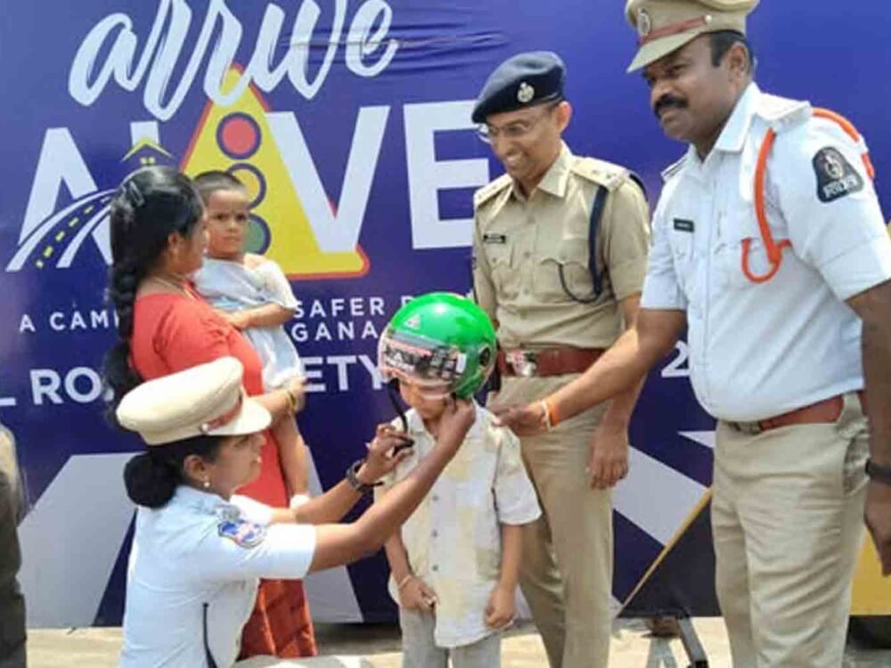 Hyderabad traffic police Arrive Alive Drive