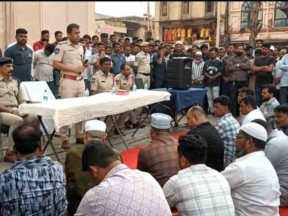 Police on Illegal Mamool Collection