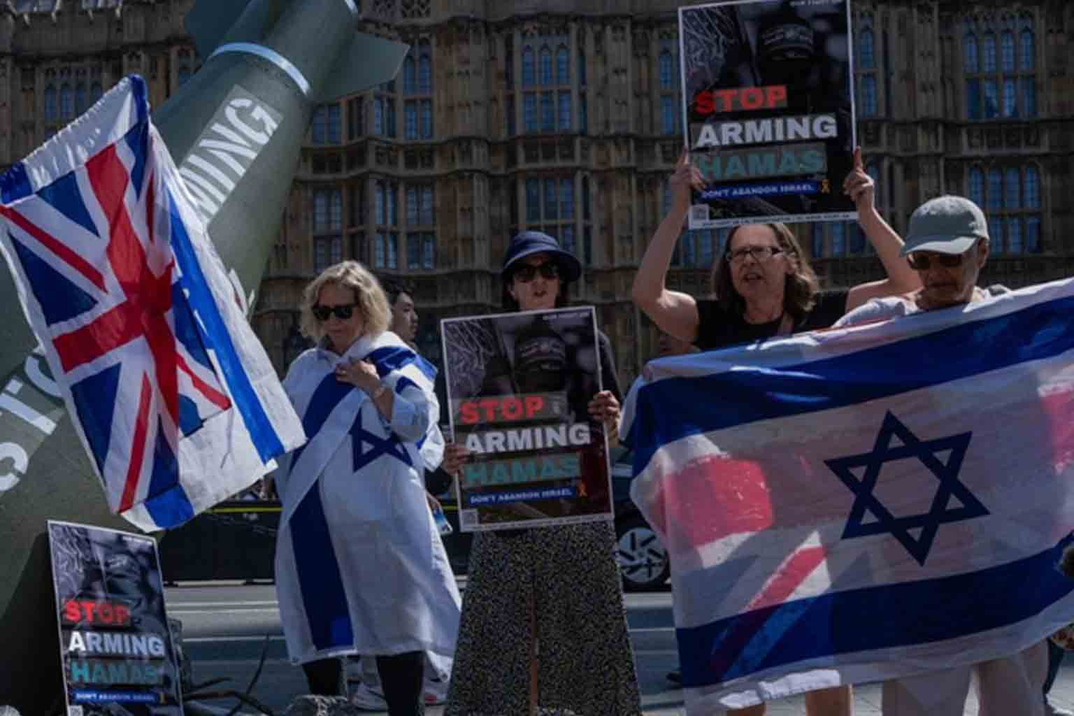 Three Palestinian human rights