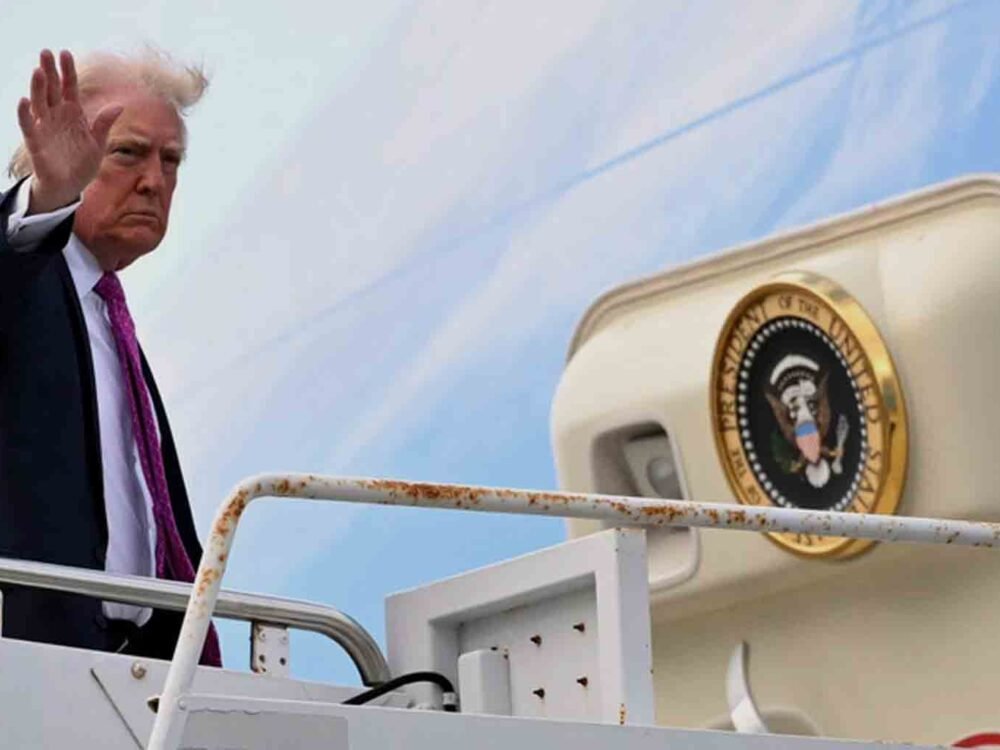 Trump Signals Possible End to Iran War