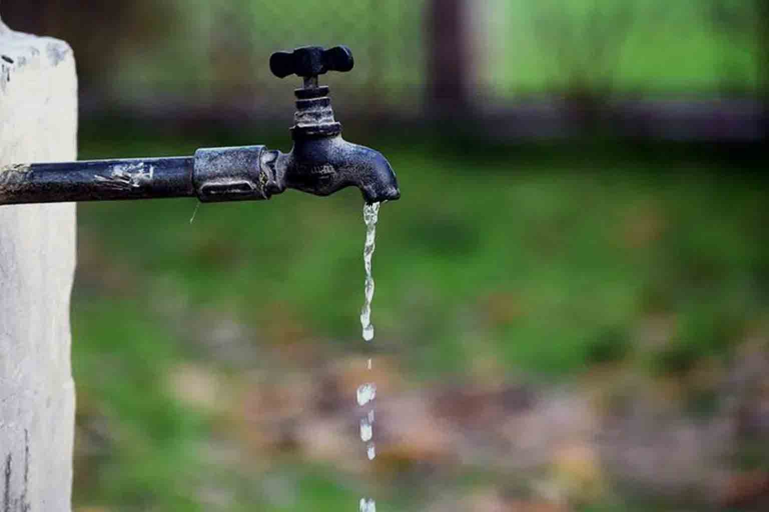 Volunteer Drive to Curb Water Wastage in Hyderabad