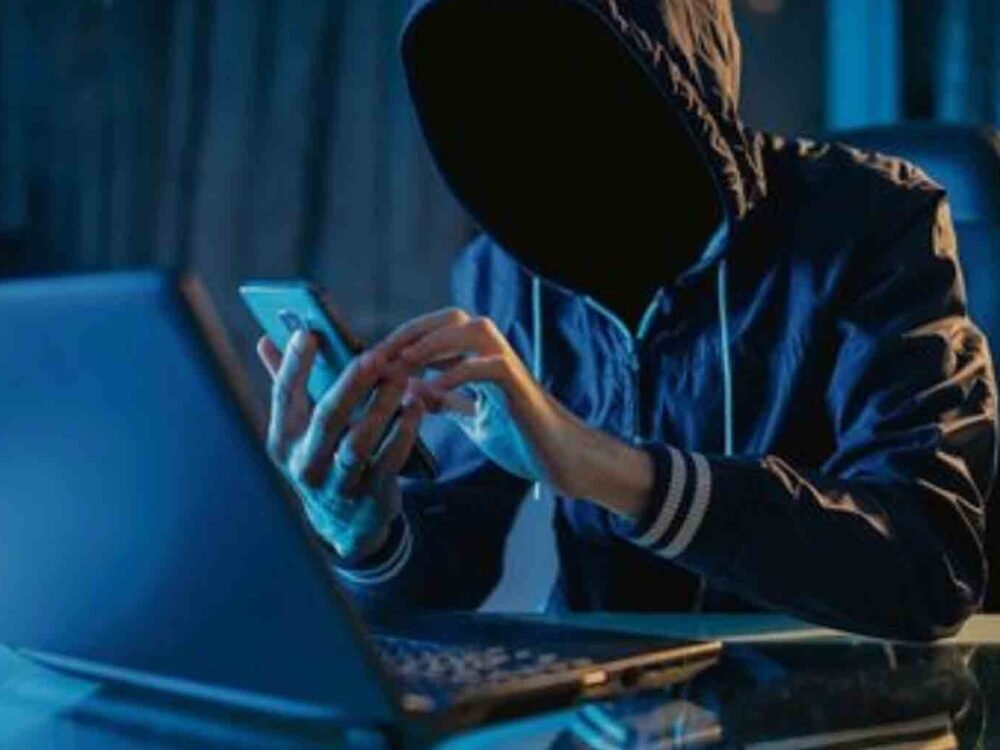 7 Bank Officials Arrested in Hyderabad