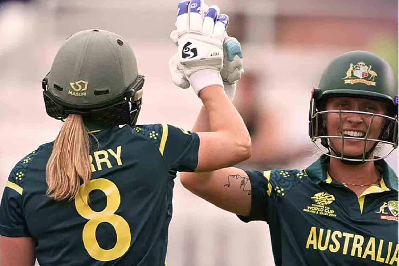 Australia Beat India by 6 Wickets