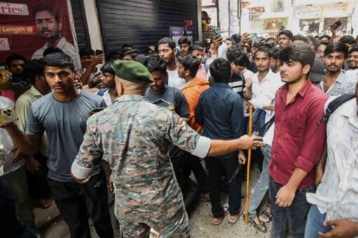 Patna Students Rally Behind Khan Sir Coaching Centre