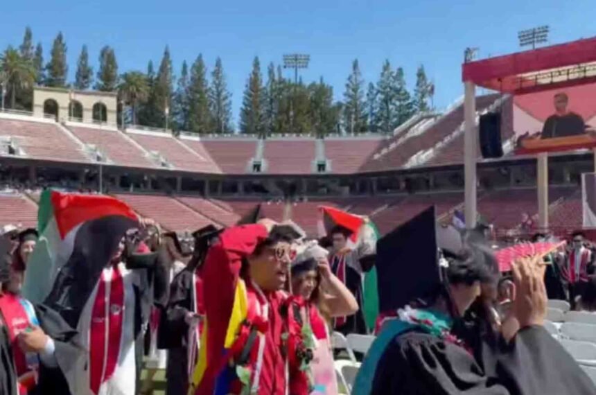 Stanford Students Walk Out Sundar Pichai's Speech