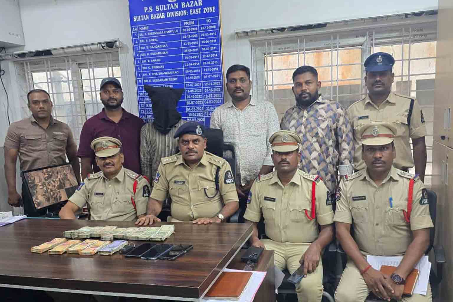 Sultan Bazar Police Arrest Driver for ₹5.5 Lakh Theft