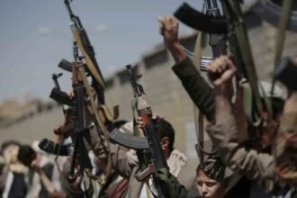 Houthi Attacks Leave 30 Yemeni Soldiers Dead