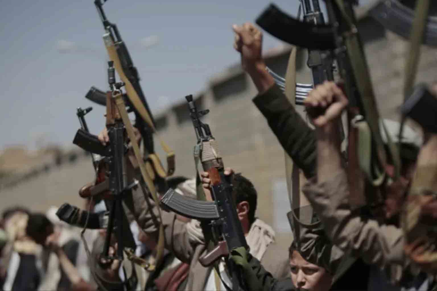 Houthi Attacks Leave 30 Yemeni Soldiers Dead