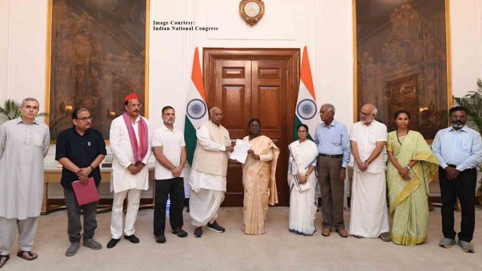 INDIA Bloc Leaders Meet President Murmu